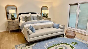 5 bedrooms, iron/ironing board, free WiFi, bed sheets