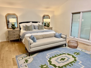 5 bedrooms, iron/ironing board, free WiFi, bed sheets