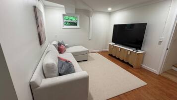 スマートテレビ、卓球台