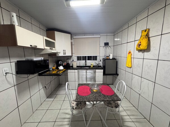 Microwave, stovetop