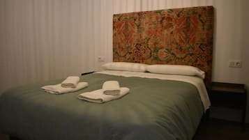 1 soveværelse, strygejern/strygebræt, internetforbindelse