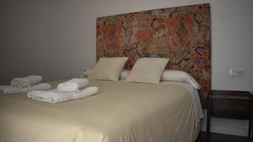 2 chambres, fer et planche Ă repasser, accĂšs Internet