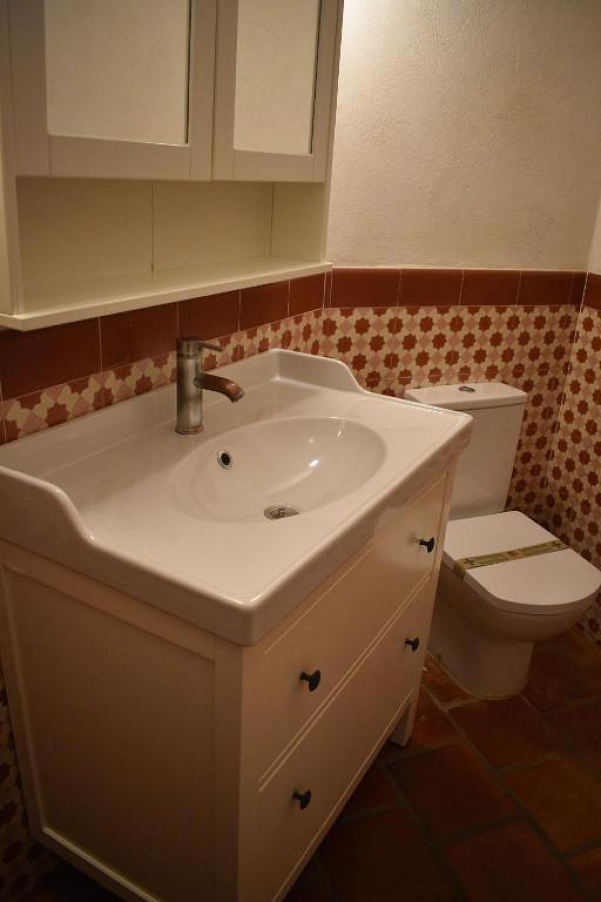 Secador de pelo y toallas