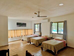 1 bedroom, WiFi, bed sheets