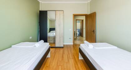 Bright & Comfy – 2BR Apartment by the Adriatic