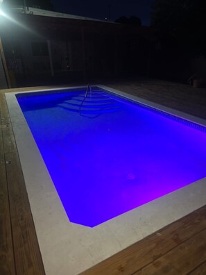 Utomhuspool