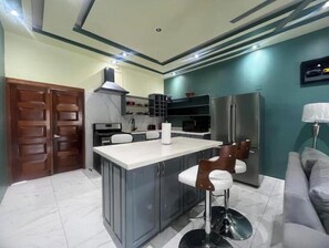 Fridge, microwave, oven, stovetop