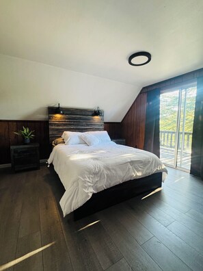 3 bedrooms, iron/ironing board, free WiFi, bed sheets - The High Point Lodge (Payson)