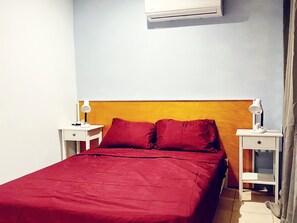 2 chambres, fer et planche à repasser, Wi-Fi, literie fournie