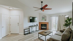 TV connectée, cheminée