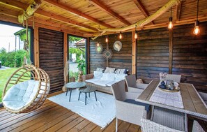 Outdoor dining - Awesome apartment in Nowecin with WiFi (Nowecin)
