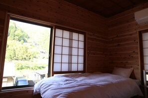 Standard Twin Room, Mountain View | Down comforters, free WiFi, bed sheets - Riviera Iya Valley (Miyoshi)