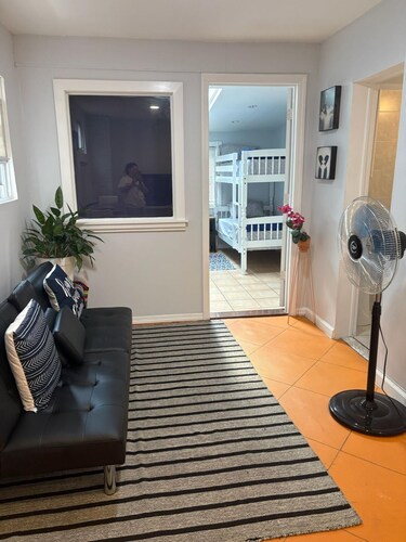 Perfect for Tourists - Explore NYC from Queens!