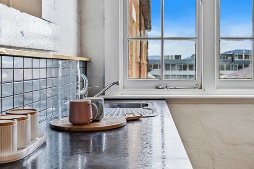 Portsea - Heritage apartment by Salamanca