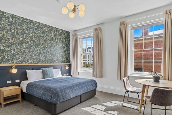 Bügeleisen/Bügelbrett, WLAN, Bettwäsche