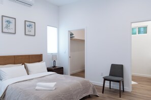 2 makuuhuonetta, silitysrauta/-lauta, ilmainen Wi-Fi, vuodevaatteet