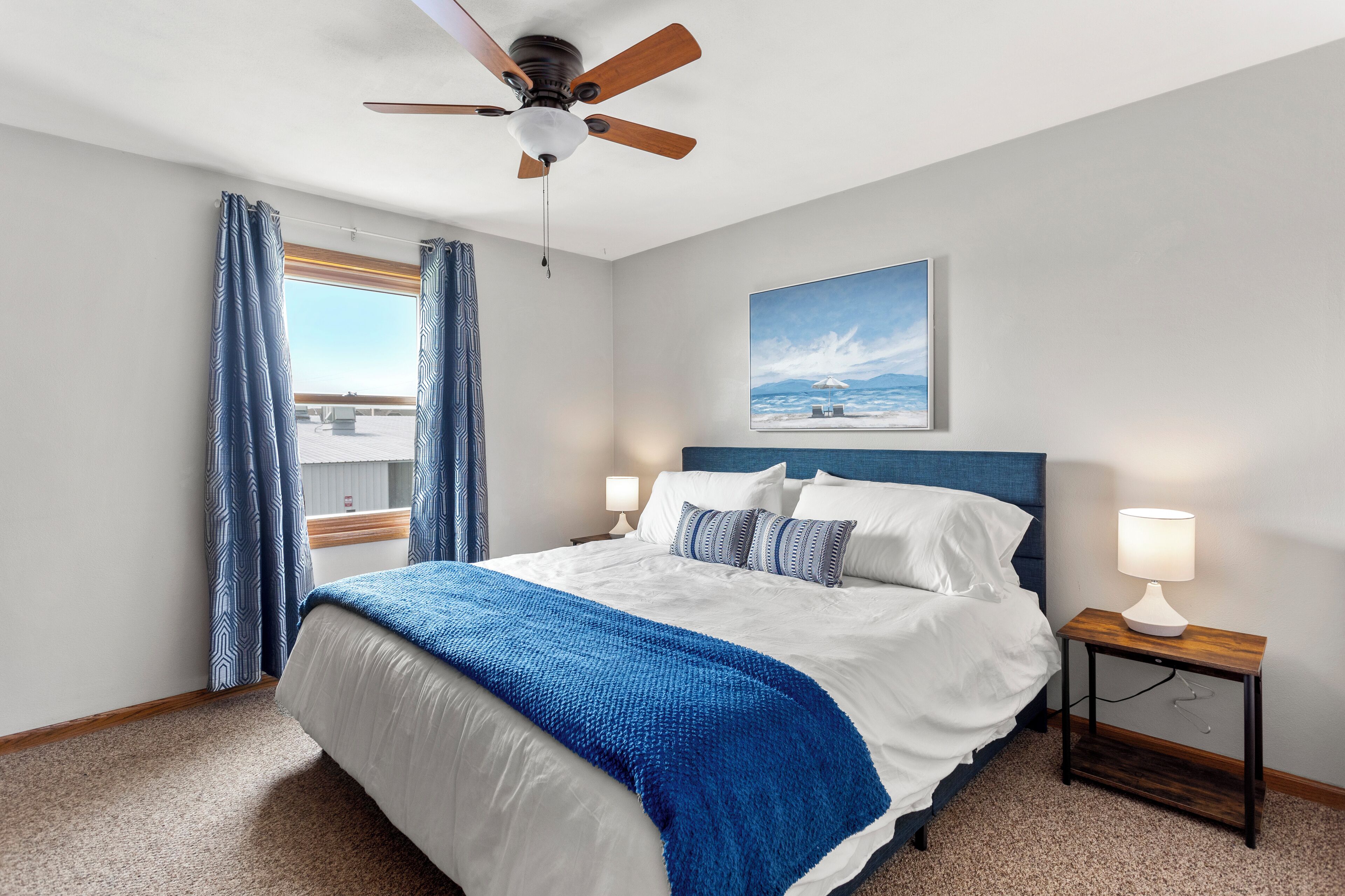 3 bedrooms, desk, iron/ironing board, free WiFi