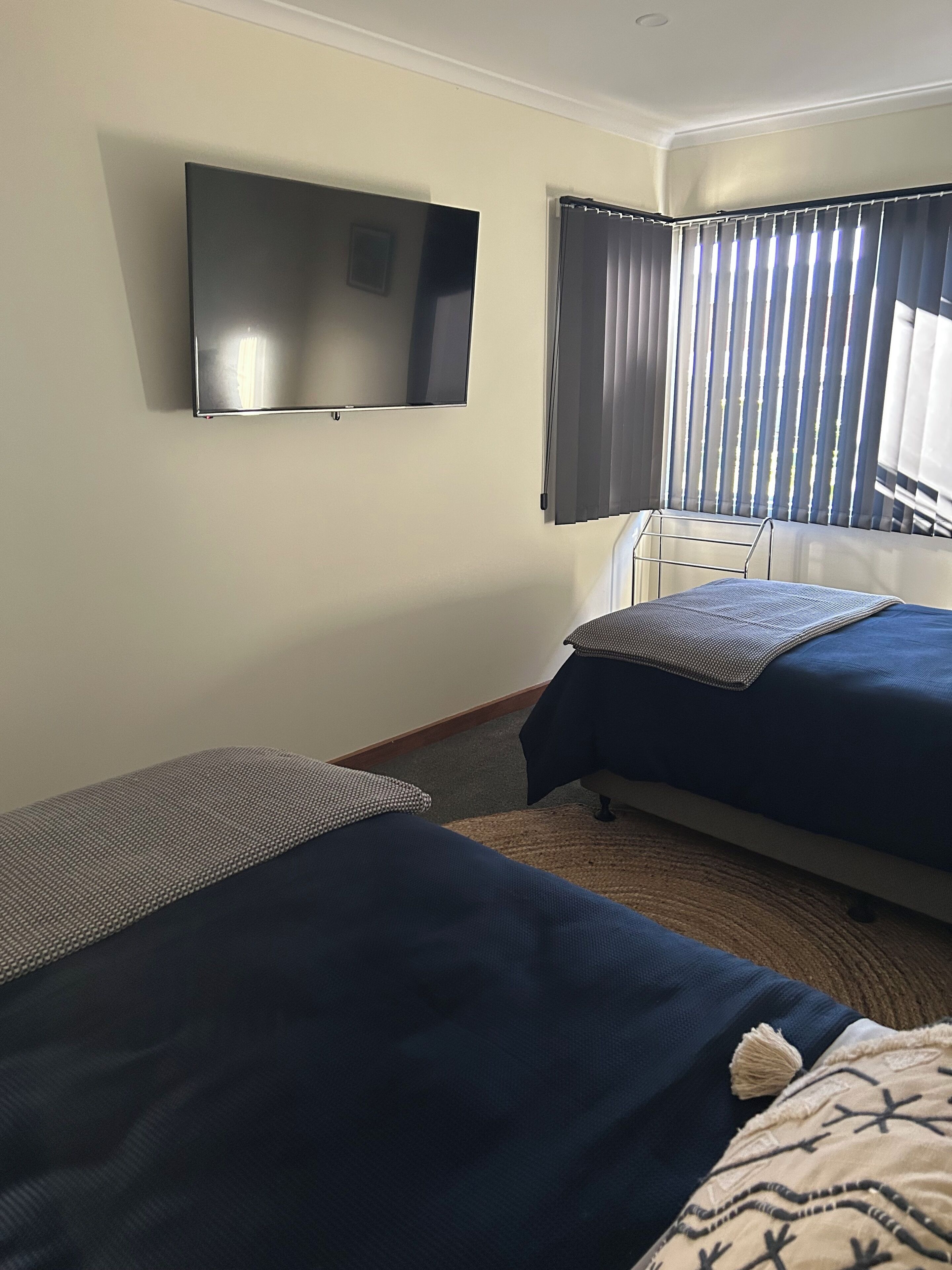 3 多间卧室、WiFi、床单