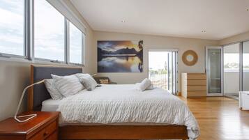 3 bedrooms, iron/ironing board, WiFi