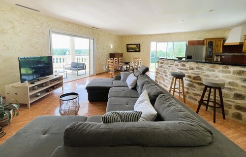 ANDO - ESPOEY - Gîte