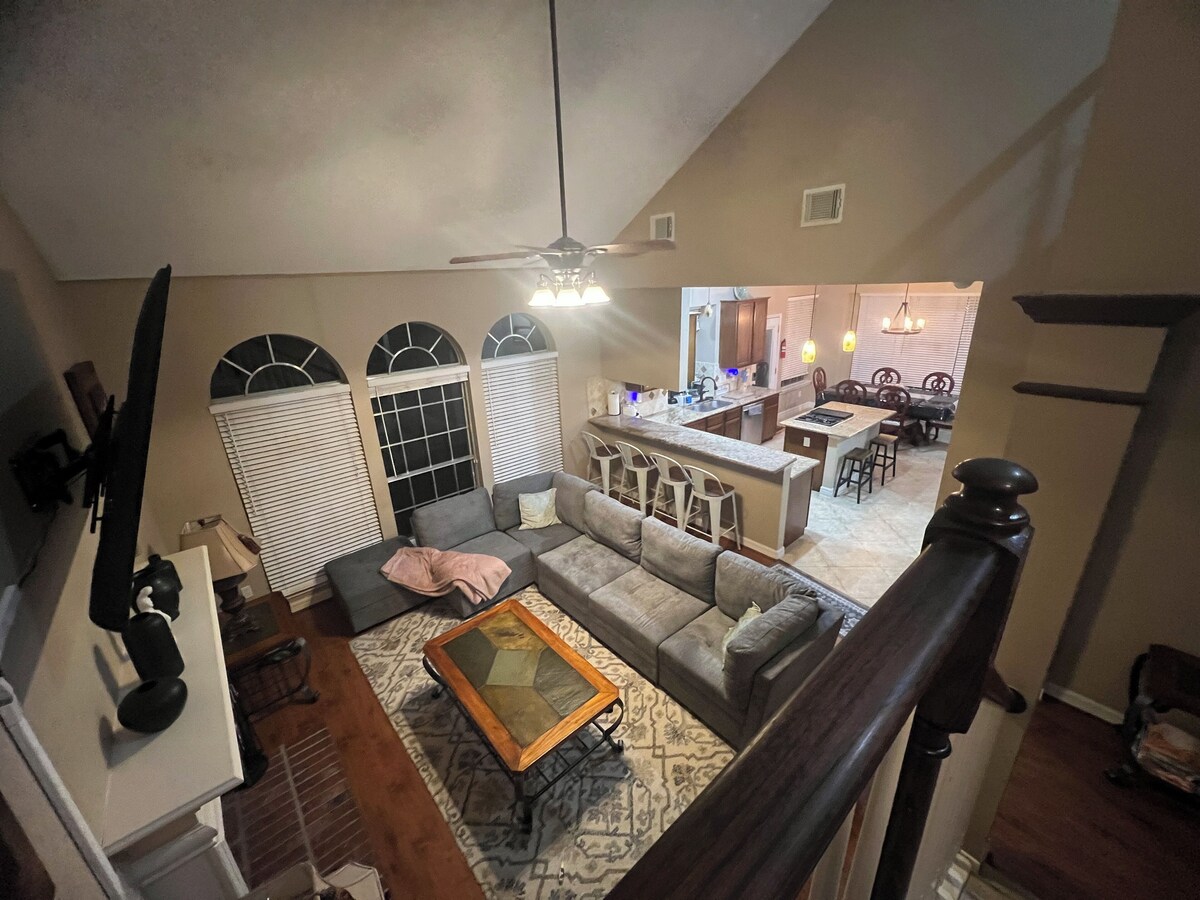 Photo 14 of Family Retreat in Houston, Pool & Spa Sleeps 15 Oasis, Relax & Reconnect Style
