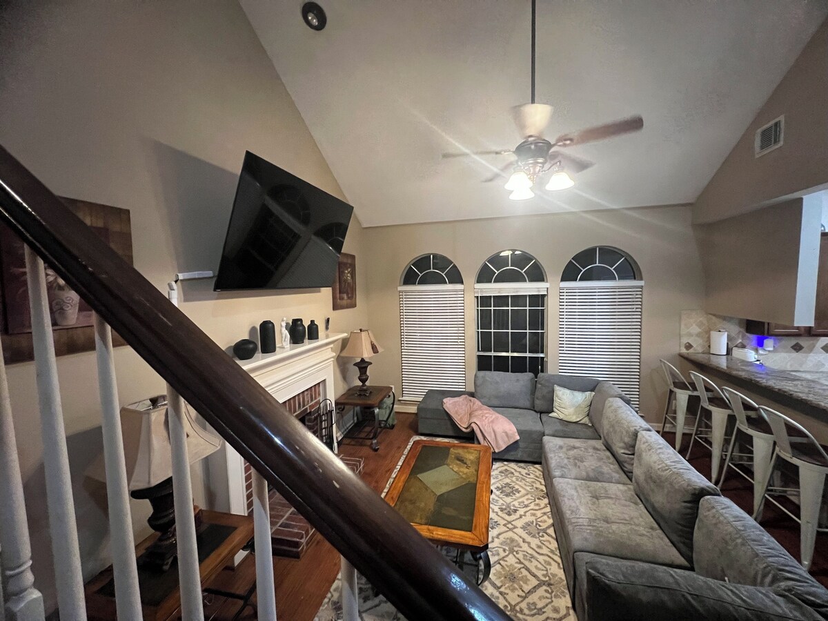 Photo 15 of Family Retreat in Houston, Pool & Spa Sleeps 15 Oasis, Relax & Reconnect Style