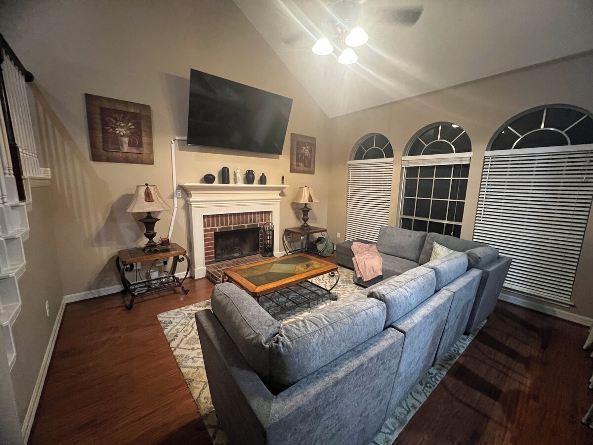 Photo 18 of Family Retreat in Houston, Pool & Spa Sleeps 15 Oasis, Relax & Reconnect Style