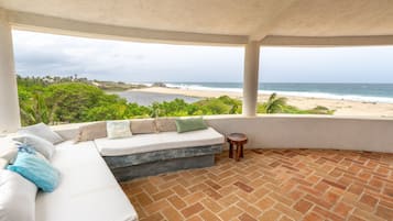 Chalet | Property grounds