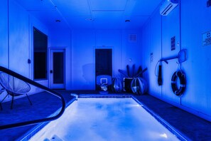 Indoor pool, a heated pool - Cozy Mtn| BBQ+MiniGolf+Pool+GmRoom+Theater+Firepit (Sevierville)