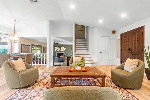 Interior - The Betty Elyse | Perfect location w/ pool & loaded amenities (Scottsdale)