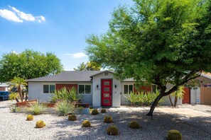 Exterior - The Urban on 6th | NEW! in OldTown with Pool (Scottsdale)