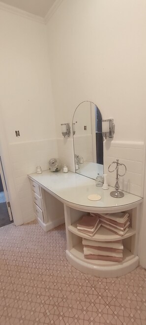 Towels, soap, toilet paper