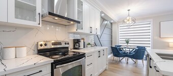 Modern Retreat with Loft & Spa-Like Jacuzzi Tub