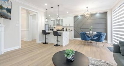 Modern Retreat with Loft & Spa-Like Jacuzzi Tub