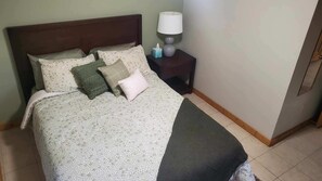 WiFi, bed sheets