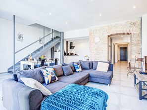 TV - La Grange by Interhome (Torreilles plage)