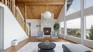 TV connectée, cheminée