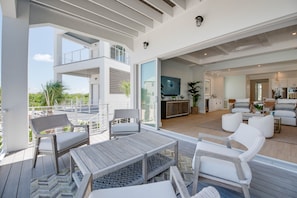 Luxury House, Sea View | Terrace/patio