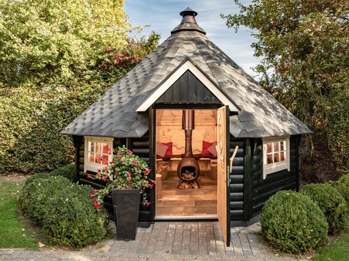 De Regenboog by Interhome