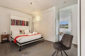 2 bedrooms, iron/ironing board, WiFi, bed sheets - Modern apartment, incredible location in beautiful Auckland with WiFi (Auckland)