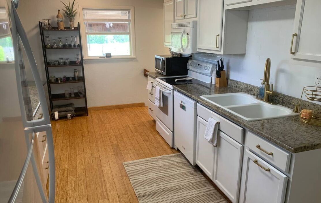 Microwave, oven, stovetop, dishwasher