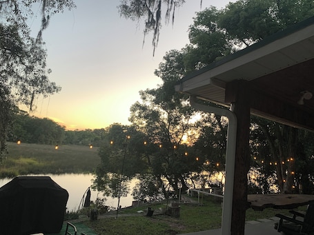 Property grounds. Riverfront House With Breathtaking Views, Grill, King Bed, Near Jaguars Stadium!