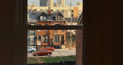 Luxury 3 KING bedrooms Oasis - Free parking - City View
