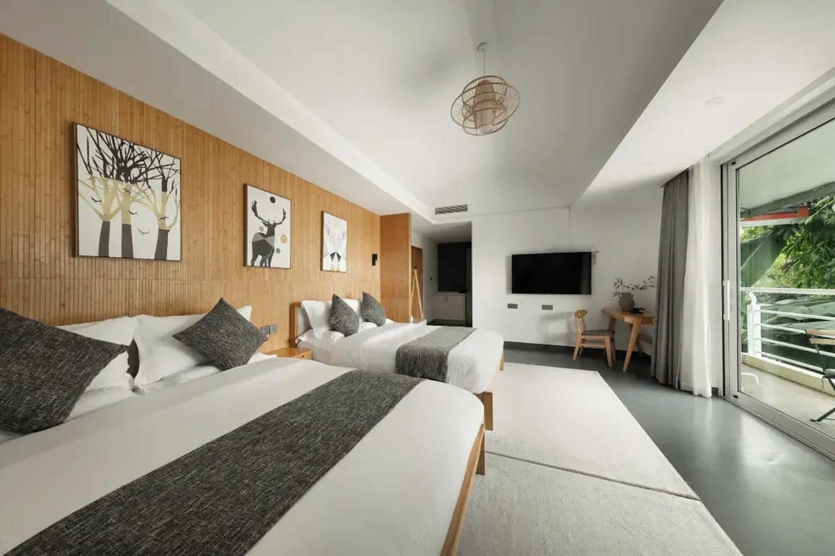 Grand Twin Room, Garden View | Desk, laptop workspace, soundproofing, iron/ironing board