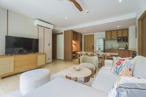 Smart TV - Laguna 3BR Beachfront Condo (Thalang District)