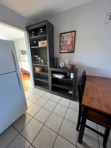 Charming Condo/Flat in Englewood