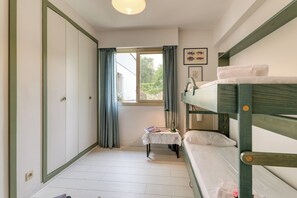 3 dormitorios, wifi gratis, ropa de cama