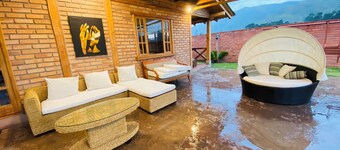 Cheerful Villa for family use