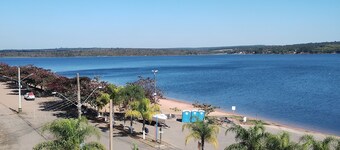 Kitchenette flat at the Broa dam with incredible views
