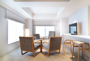 Luxury Suite | Living area | 55-inch Smart TV with satellite channels, Netflix, streaming services - KIORI Collection Shinmachi (Kyoto)